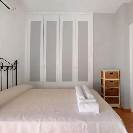 Duplex Luminoso Campo De Golf * איסלנטייה